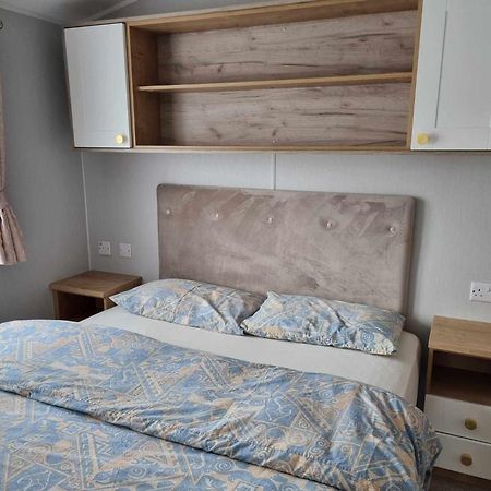 Red Lion Holiday Park Арброт Екстер'єр фото
