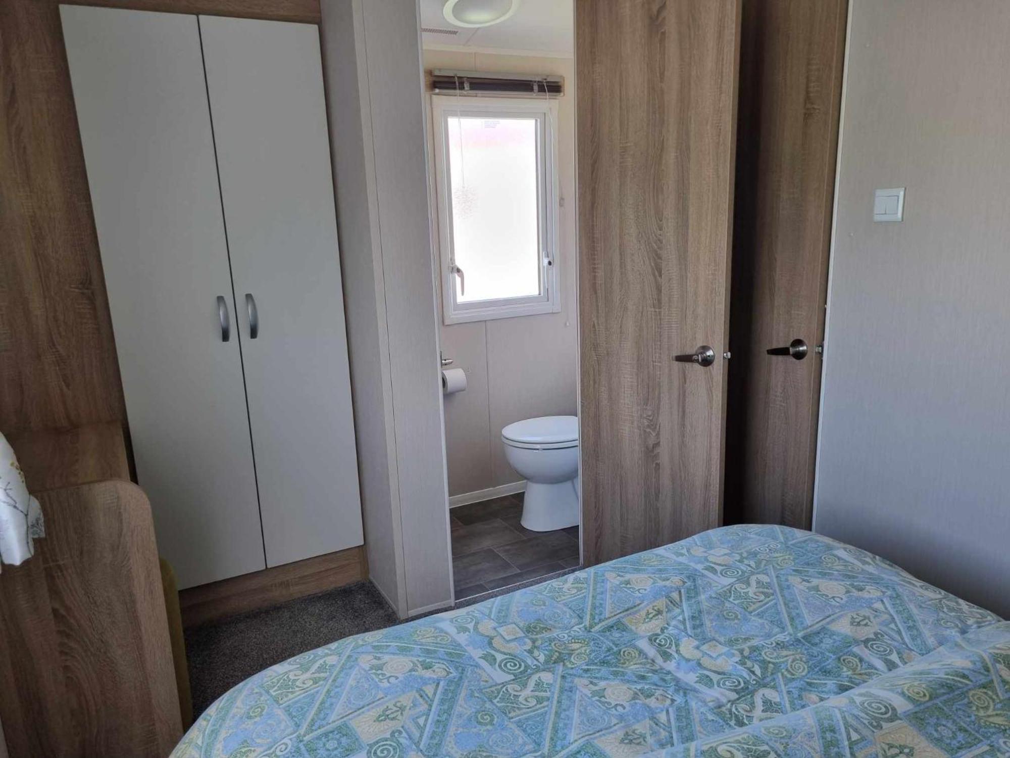 Red Lion Holiday Park Арброт Екстер'єр фото